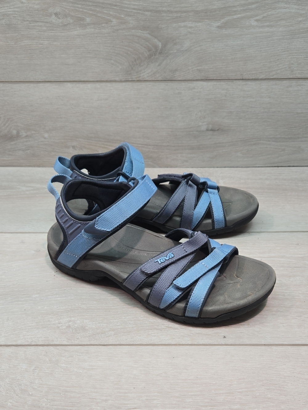 Teva Women’s 4266 Blue Strappy Sport Sandals Shoes Sz 7